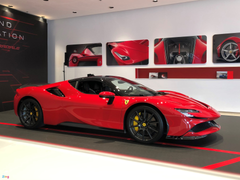 Những mẫu ôtô chính hãng có giá đắt nhất Việt Nam