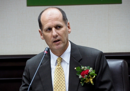 Giám đốc CDC Mỹ: 'Việt Nam và Mỹ sẽ thúc đẩy quan hệ chiến lược về an ninh y tế'