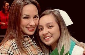 Con gái Phi Nhung: 'Mong mọi người cầu nguyện cho mẹ con'