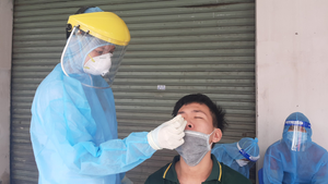 7 ngày xét nghiệm 1,6 triệu mẫu, TP.HCM phát hiện hơn 64.000 F0