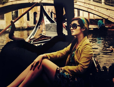 Giáng My khoe ảnh đi du lịch từ sa mạc tới biển xanh