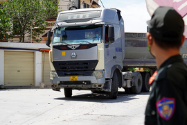 Hà Nội kiểm soát chặt luồng xanh, nhiều xe phải quay đầu