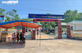 Quảng Ngãi: Tổ chức khai giảng tại một điểm trường, khoảng 50 người tham dự