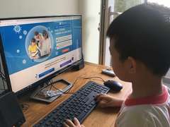 Phụ huynh phát hoảng trước thời khoá biểu học online 6 tiết/ngày của trẻ lớp 1