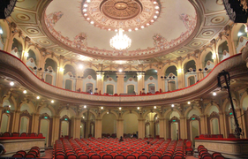 Chiêm ngưỡng kiến trúc độc đáo Nhà hát lớn Hải Phòng hơn 120 tuổi