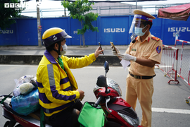 Nam chiến sĩ trực chốt ở TP.HCM: 'Lãnh đạo cho nghỉ 2/9 tôi cũng không nghỉ'