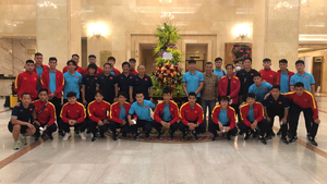 Chủ tịch nước động viên đội tuyển Việt Nam