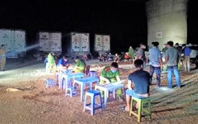 Hà Nội: Một số F0 liên quan đến bến bãi, điểm trung chuyển hàng hoá