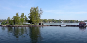 Video: Thăm nơi mỗi cư dân sở hữu một hòn đảo