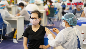 Hà Nội đặt mục tiêu tiêm 100% vaccine COVID-19 trước 15/9: Người dân nói gì?