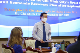 TP.HCM chia 3 giai đoạn phục hồi kinh tế dựa trên thẻ xanh, thẻ vàng