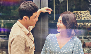 Những hình ảnh ngọt ngào từ hậu trường tới phim của cặp đôi '11 tháng 5 ngày'