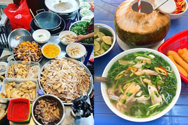 Hàng phở gà được đồn thổi là đắt bậc nhất Hà Nội - 70.000 đồng/bát vẫn cực đông