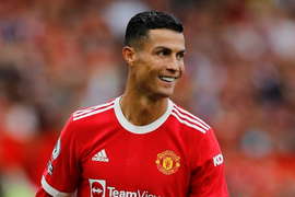 Sir Alex Ferguson: 'Tôi không thể để Ronaldo tới Man City' 