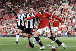 Ronaldo tỏa sáng: Ngày 'vị vua' trở lại Man Utd