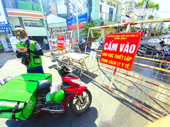 Shipper ở TP.HCM chưa được hoạt động liên quận, huyện