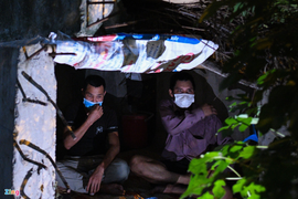 Hà Nội lập danh sách người lao động muốn về quê