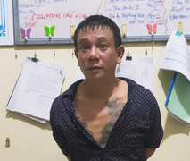 Khống chế nghi phạm múa dao, đâm dân phòng ở chốt kiểm soát