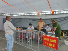 Hà Nội lắp camera quét mã QR code tại 67 chốt kiểm soát