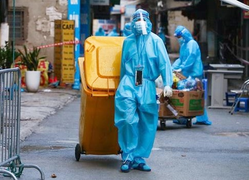 Sốt, rát họng đi xét nghiệm, người phụ nữ 26 tuổi phát hiện nhiễm SARS-CoV-2