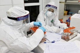 Ngày 14/9, Việt Nam thêm 10.508 ca COVID-19, TP.HCM tăng, Bình Dương giảm