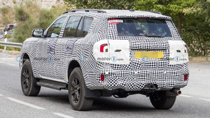 Ford Everest thế hệ mới lộ ảnh nội thất