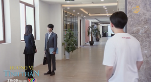 Hương vị tình thân tập 35: Huy khó chịu khi thấy vợ nói chuyện với tình cũ