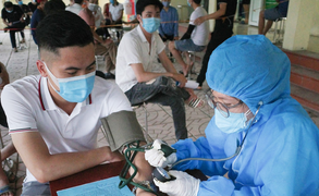 Người từ 'vùng đỏ' về Bắc Giang phải cách ly tập trung 14 ngày, xét nghiệm 3 lần