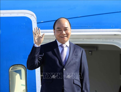 Chủ tịch nước Nguyễn Xuân Phúc đến Cuba, bắt đầu chuyến thăm chính thức