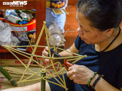 Ảnh: Nghệ nhân cuối cùng làm đèn Trung thu ở làng Hậu Ái, Hà Nội