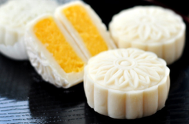 Tết Trung thu 2021: Cách làm bánh trung thu dẻo nhân đậu xanh