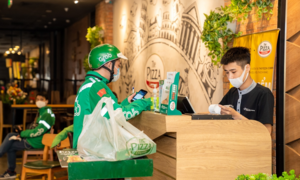 Một số TTTM Vincom Hà Nội bắt đầu hoạt động trở lại