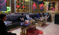 Hát karaoke trong mùa dịch, chủ quán và khách bị phạt hơn 100 triệu đồng