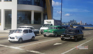 Ngắm xe cổ Lada ở Cuba giá tới 30.000 USD