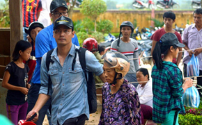 MC Phan Anh: 'Từ thiện là nghĩa cử cao đẹp, sao chúng ta lại vùi dập?'