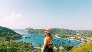 Đừng quên một lần ghé Ninh Thuận để ngắm 1 trong 4 vịnh đẹp nhất Việt Nam