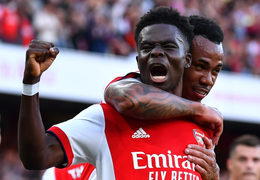 Đè bẹp Tottenham, Arsenal nối dài chuỗi trận thắng 