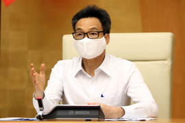 Phó Thủ tướng chỉ đạo xử lý vụ 22.000 lon sữa cứu trợ một tháng không lấy được