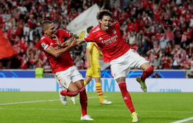 Kết quả Champions League: Barcelona thua thảm, Juventus hạ Chelsea