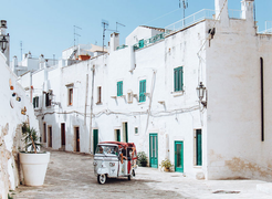 Lạc lối với mê cung kiến trúc ở Thành phố Trắng, 1 bước chân có trăm góc sống ảo