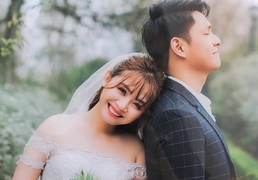 Vợ trẻ, xinh như hotgirl của Phi 'Hương vị tình thân'