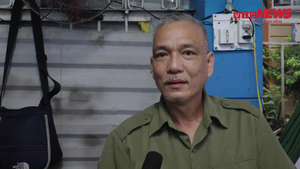 Video: Gặp bác bảo vệ ở Hà Nội dùng tiếng Nga giao tiếp hàng ngày