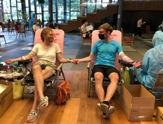 Nhân viên Phú Mỹ Hưng và cư dân đô thị tích cực tham gia hiến máu cứu người