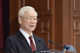 Trung ương bàn việc lùi thời điểm thực hiện cải cách tiền lương