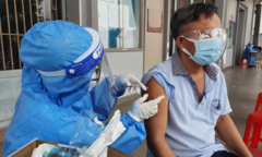 Thiếu bơm kim tiêm, Đồng Nai ùn ứ hơn 1,3 triệu liều vaccine