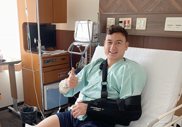 Đặng Văn Lâm phẫu thuật thành công, nghỉ thi đấu hết năm