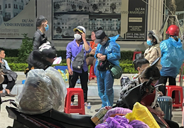 28 người Đan Lai đi bộ từ Bình Dương đã về đến quê nhà Nghệ An