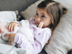 Vì sao tỷ lệ trẻ em mắc COVID-19 thấp?