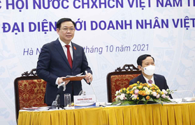 Chủ tịch Quốc hội: Người dân và doanh nghiệp luôn ở vị trí trung tâm