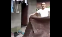 'Đu trend' ẩn thân, thanh niên đập đầu đau đến nổ đom đóm